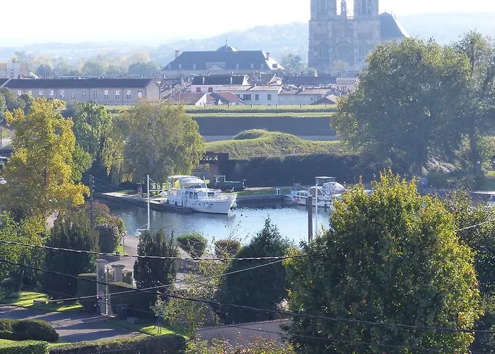 Hotel De L'europe Toul